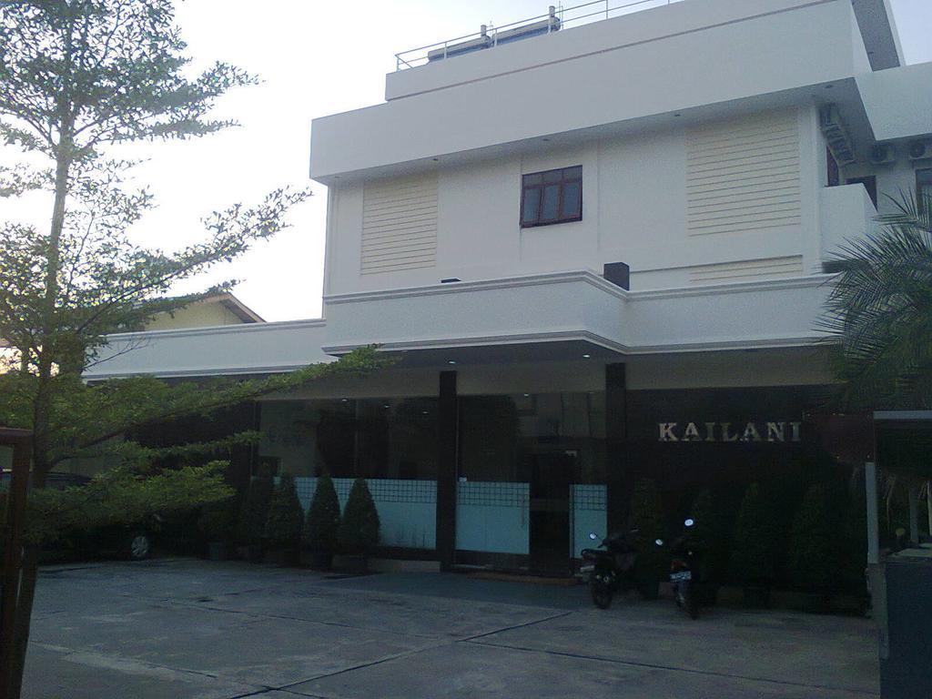 Kailani Inn Medan Exterior photo
